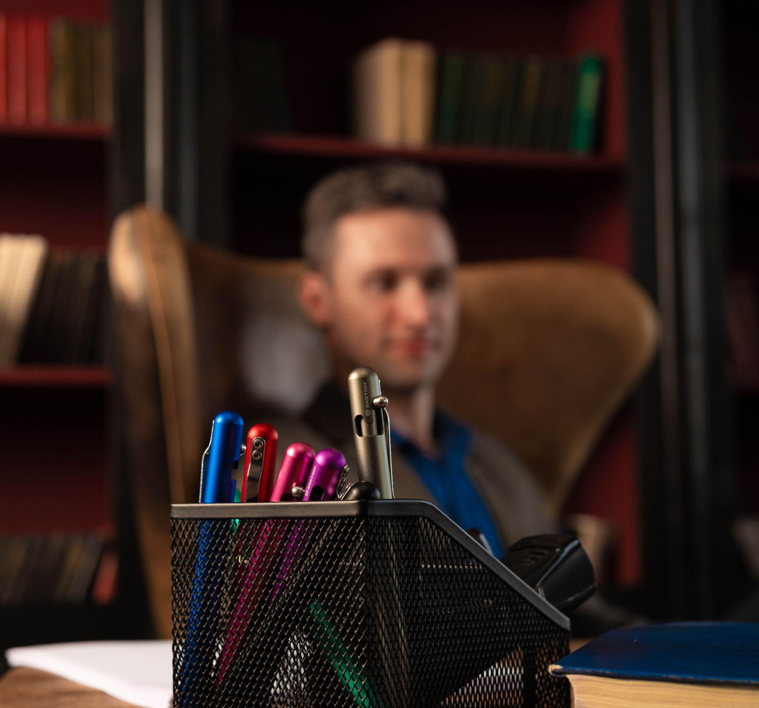 How to Pick an EDC Pen with the Right Ink