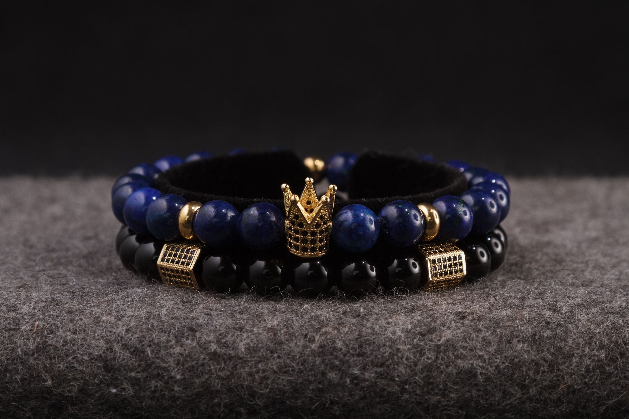 UNCOMMON Men's Beads Bracelet One Gold Jeweled Crown Charm Blue Jasper Stone Beads